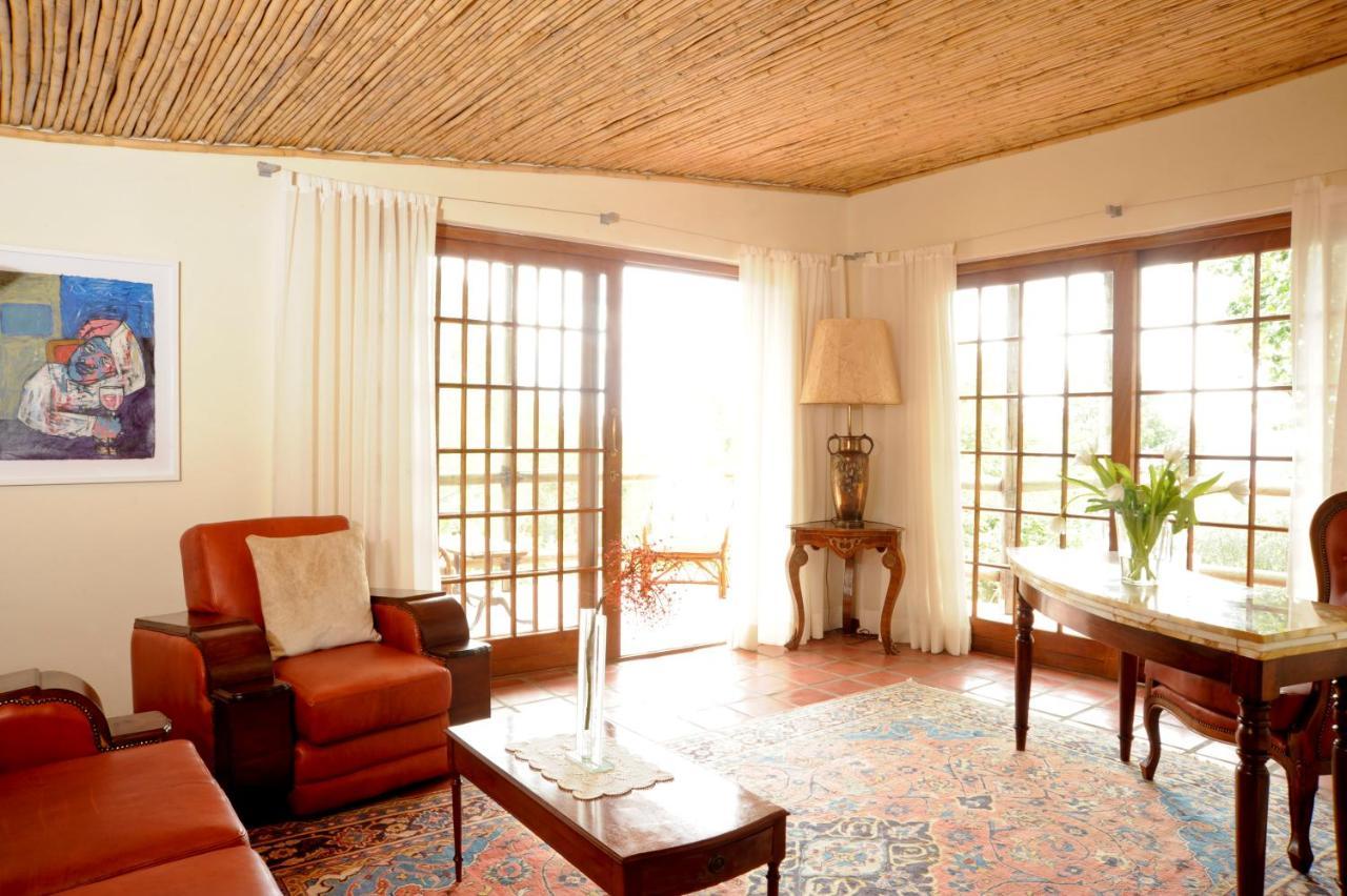 Amberg Country Estate Guest House Paarl Bagian luar foto