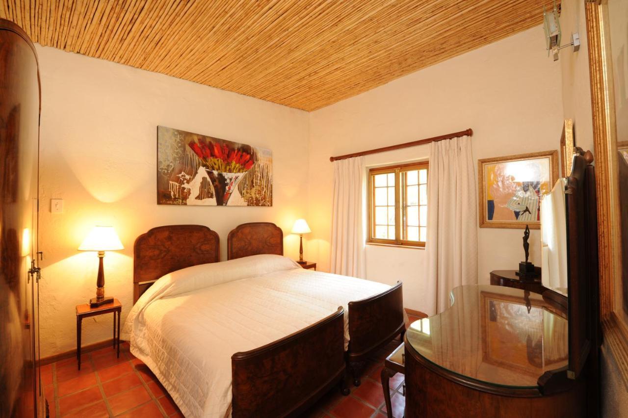 Amberg Country Estate Guest House Paarl Bagian luar foto